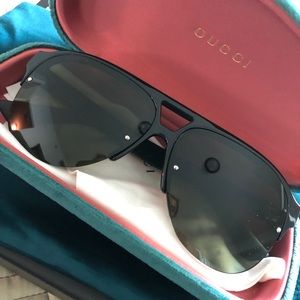 Gucci sunglasses. Mint condition. Aviators.